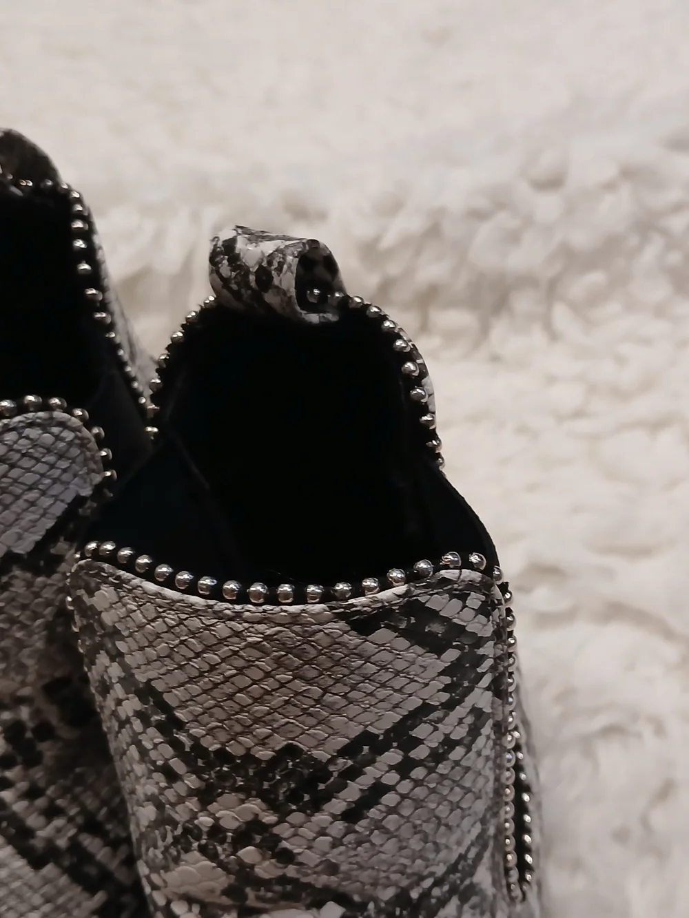 Snake-Print Platform Chelsea Boots - White/Black Size 6 Women's